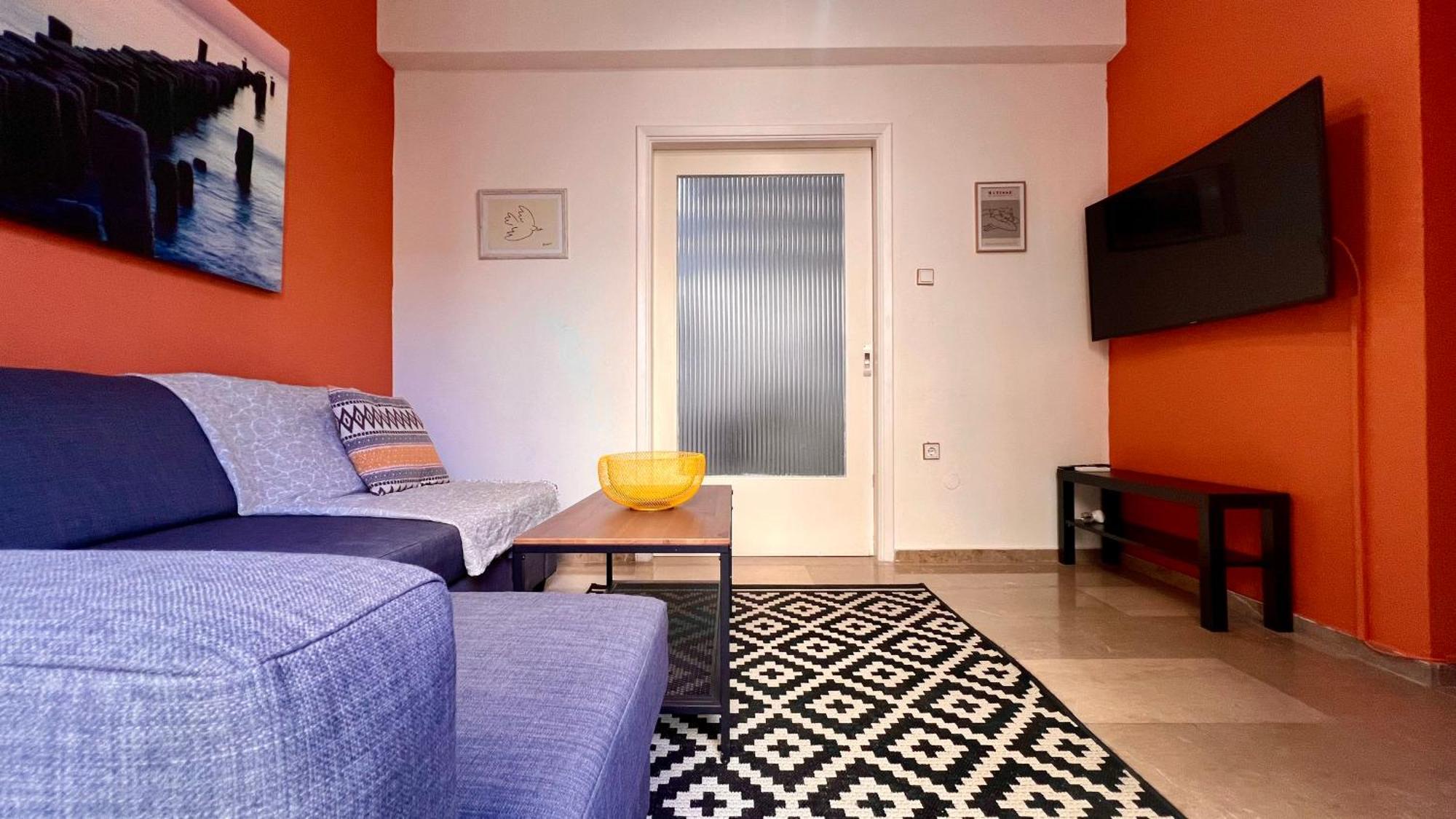 Modern & Cozy 51Sqm Apt In Thisseio Atenas Exterior foto